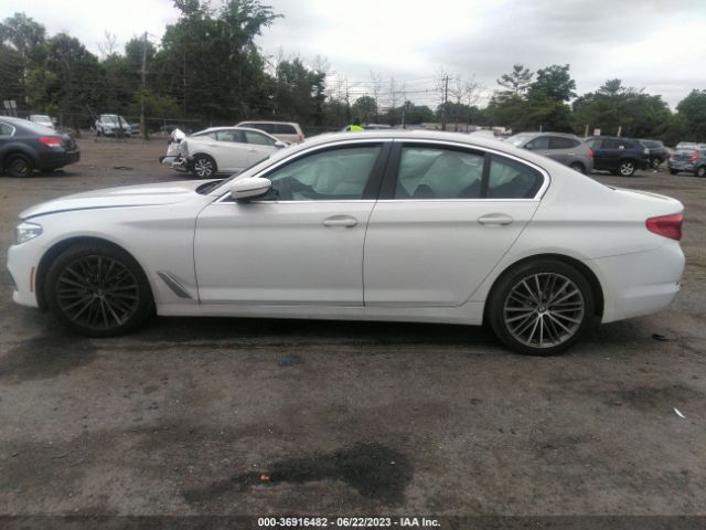 WBAJA7C52KG910869 BMW 5 Series 530i Xdrive