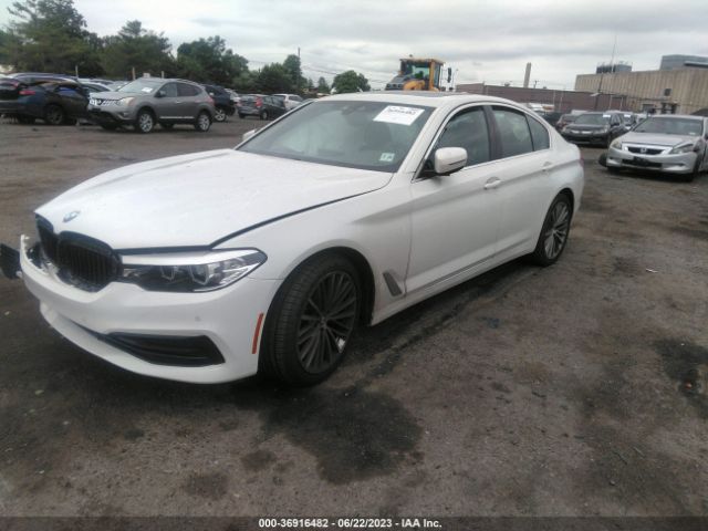 WBAJA7C52KG910869 BMW 5 Series 530i Xdrive