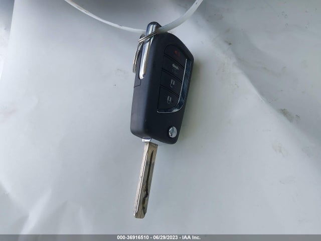 Toyota COROLLA LE 2020 JTDEPRAE3LJ083423 Image 3