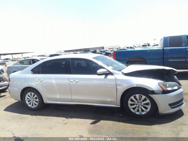 1VWAT7A37EC076797 Volkswagen Passat Wolfsburg Ed