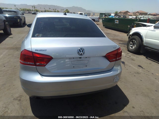 1VWAT7A37EC076797 Volkswagen Passat Wolfsburg Ed