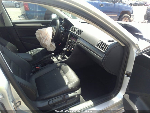 1VWAT7A37EC076797 Volkswagen Passat Wolfsburg Ed