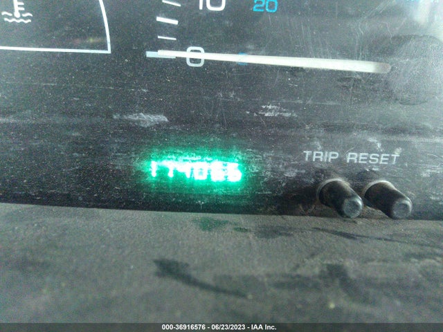 1999 DODGE CARAVAN BASE VIN: 2B4GP25G0XR358899