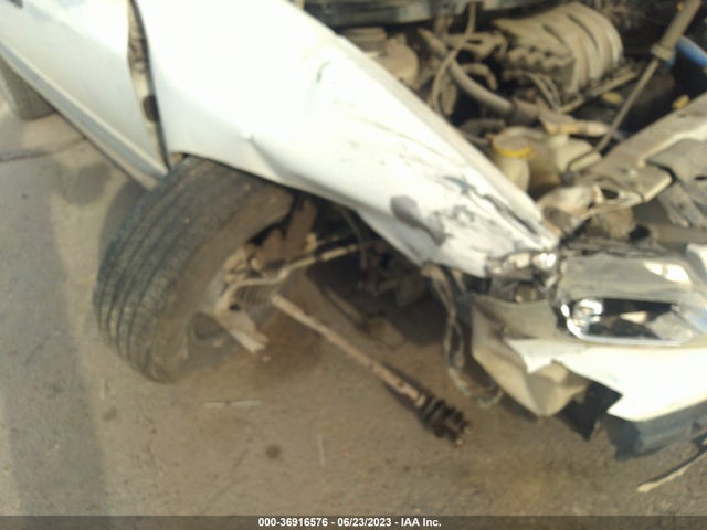 1999 DODGE CARAVAN BASE VIN: 2B4GP25G0XR358899