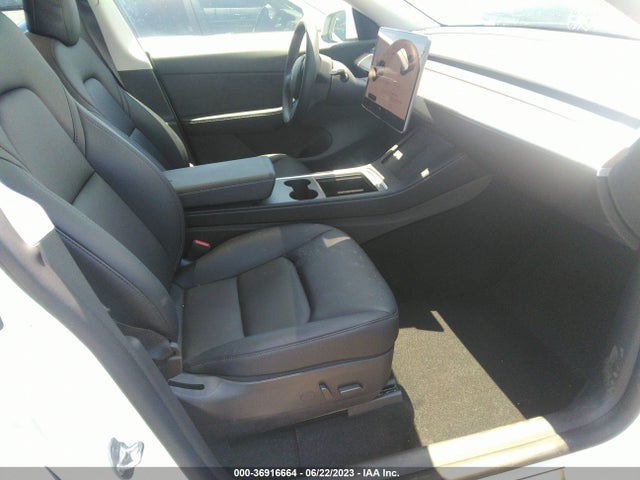 Tesla Model Y Performance 2022 7SAYGDEF1NF397149 Image 5