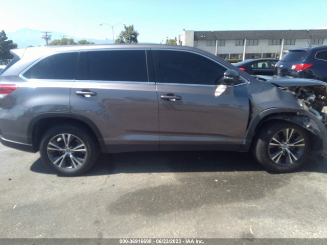Toyota Highlander Le 2019 5TDZARFH6KS052576 Image 5