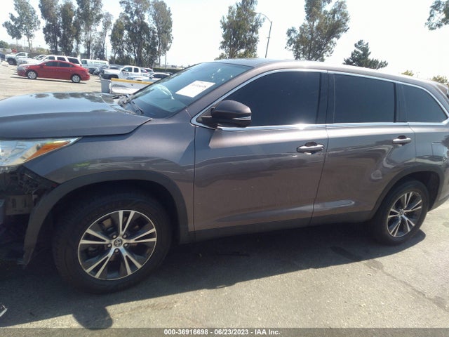 Toyota Highlander Le 2019 5TDZARFH6KS052576 Image 6