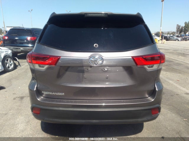 Toyota Highlander Le 2019 5TDZARFH6KS052576 Image 8