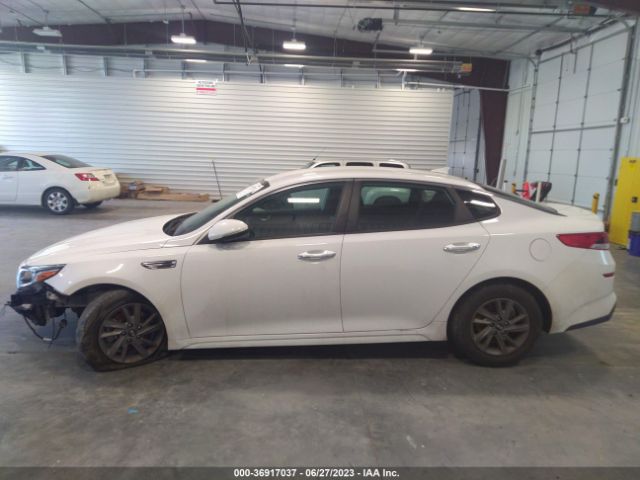 5XXGT4L36LG420318 KIA Optima Lx