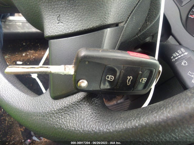 2012 VOLKSWAGEN JETTA SEDAN S W/SUNROOF VIN: 3VW2K7AJ1CM353607