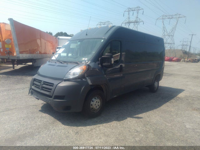 3C6TRVDG0JE158961 RAM Promaster Cargo Van
