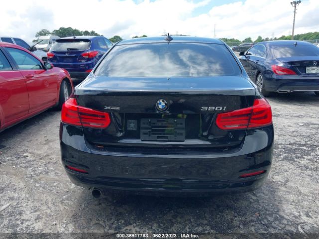 WBA8A3C54JA067461 BMW 3 Series 320i Xdrive