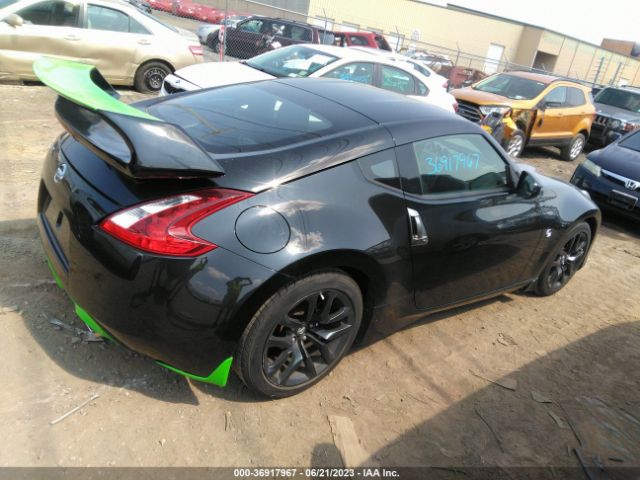 JN1AZ4EH9JM570981 Nissan 370Z COUPE