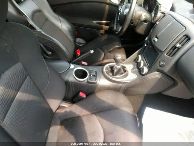 JN1AZ4EH9JM570981 Nissan 370Z COUPE