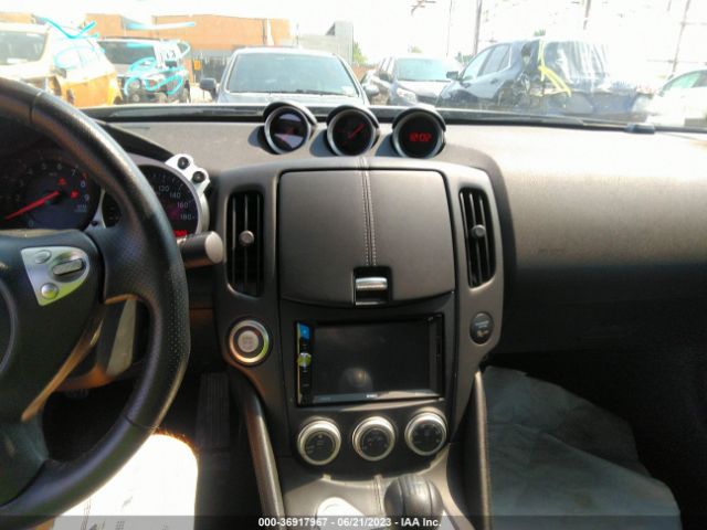 JN1AZ4EH9JM570981 Nissan 370Z COUPE