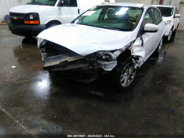 1FADP3K28FL384877 Ford FOCUS SE
