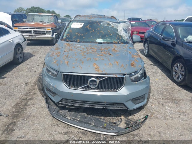 2022 Volvo XC40, VIN: YV4162UK3N2768252