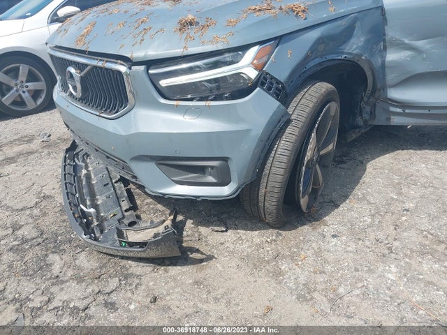 2022 Volvo XC40, VIN: YV4162UK3N2768252