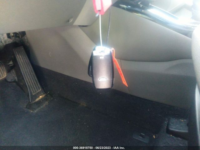 5XYPK4A5XGG048569 KIA SORENTO SX