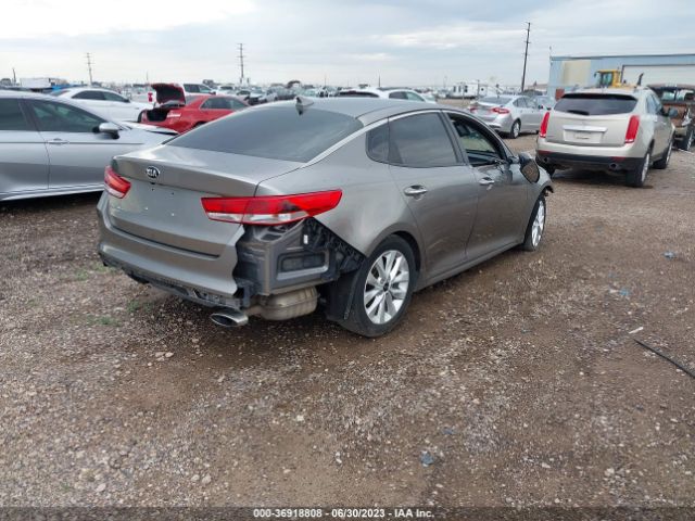 5XXGT4L32GG015806 KIA Optima Lx
