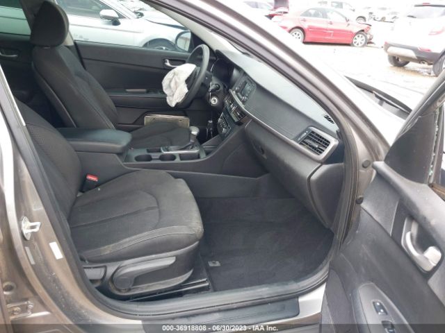 5XXGT4L32GG015806 KIA Optima Lx