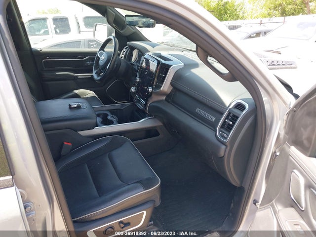 1C6SRFJT2MN576828 RAM 1500 Laramie