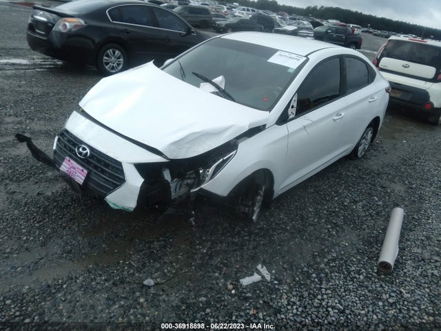 Hyundai Accent Sel 2018 3KPC24A36JE026778 Image 2
