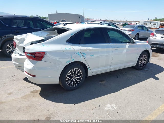 3VWN57BU1MM088587 Volkswagen Jetta S/r-line