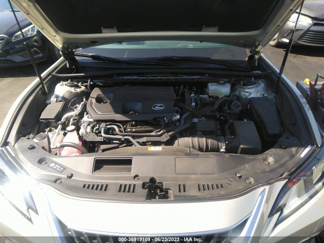 58ADA1C15NU021469 Lexus Es Es 300h