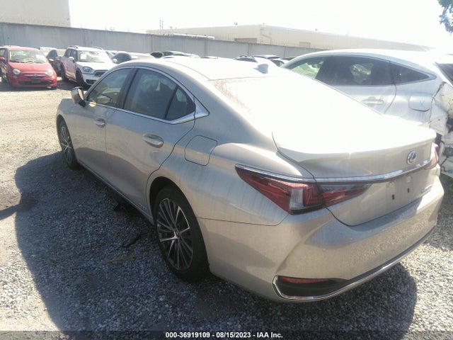58ADA1C15NU021469 Lexus Es Es 300h