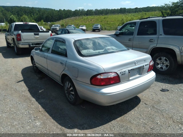 2000 MAZDA 626 LX/ES VIN: 1YVGF22C7Y5153855