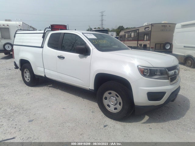 2015 1GCHSAEA0F1213375 main image