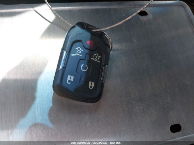 1GKS2GKC8JR399793 GMC Yukon Xl Slt