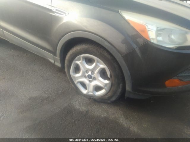1FMCU0F76GUA11590 Ford ESCAPE S