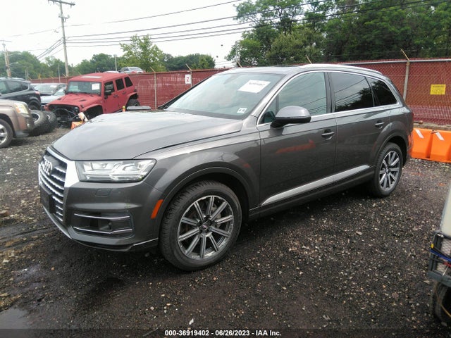 WA1LAAF70JD050857 Audi Q7 Premium Plus