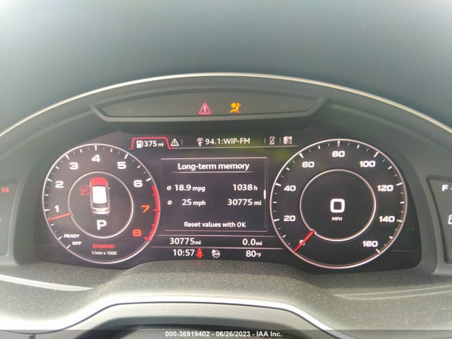 WA1LAAF70JD050857 Audi Q7 Premium Plus