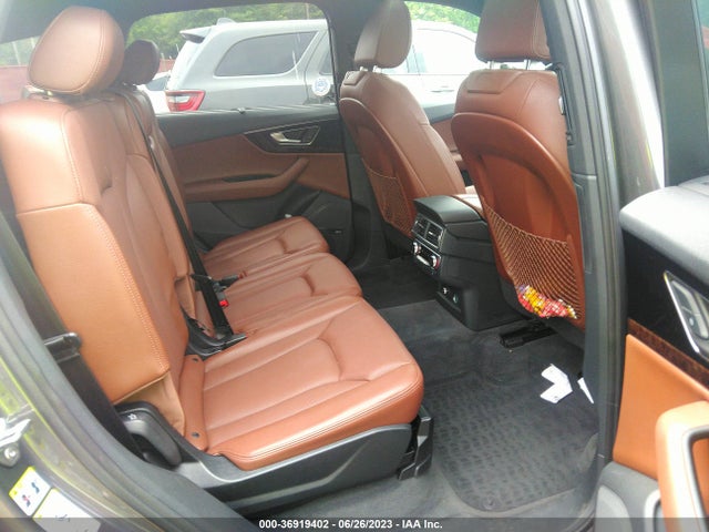 WA1LAAF70JD050857 Audi Q7 Premium Plus
