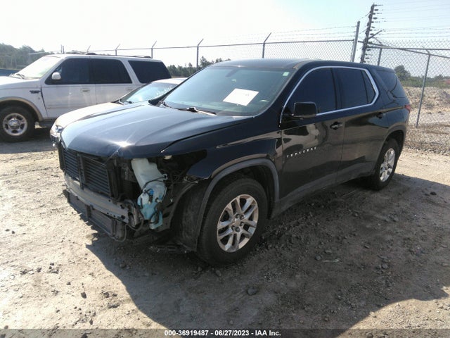 Chevrolet Traverse Ls 2018 1GNERFKW4JJ232961 Image 2