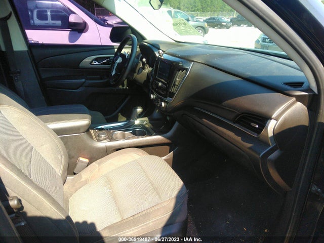 Chevrolet Traverse Ls 2018 1GNERFKW4JJ232961 Image 5