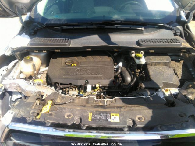 1FMCU0JD3HUC12863 Ford Escape Titanium