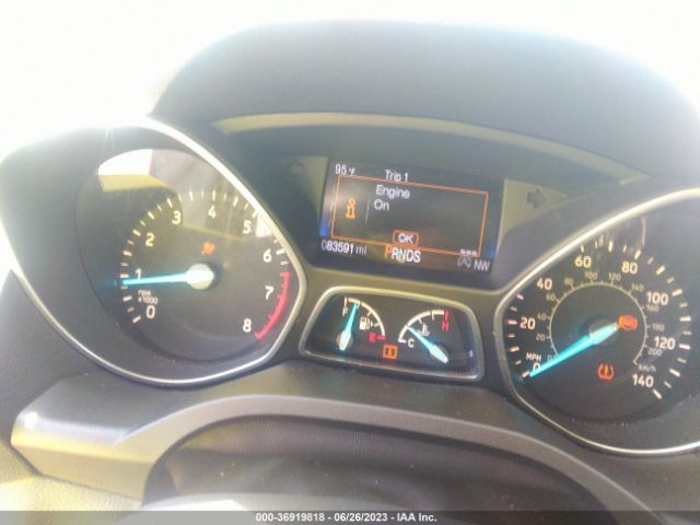 1FMCU0JD3HUC12863 Ford Escape Titanium