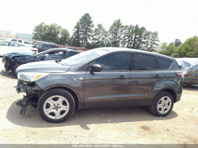 1FMCU0F72HUA13838 Ford ESCAPE S