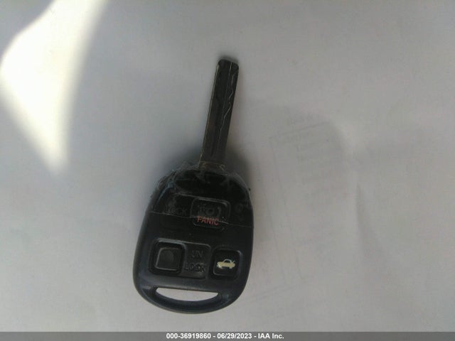 2004 LEXUS ES 330 VIN: JTHBA30G540001606