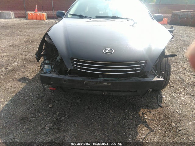 2004 LEXUS ES 330 VIN: JTHBA30G540001606