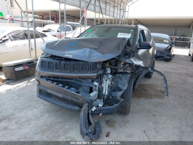3C4NJCAB8JT286477 Jeep Compass Sport