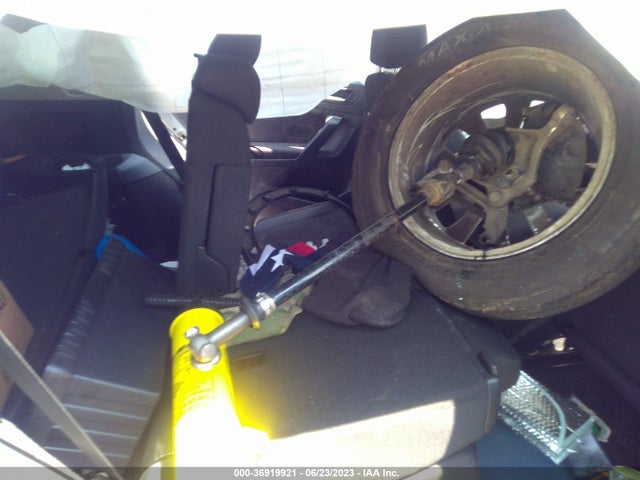 3VV1B7AX9KM048987 Volkswagen TIGUAN S