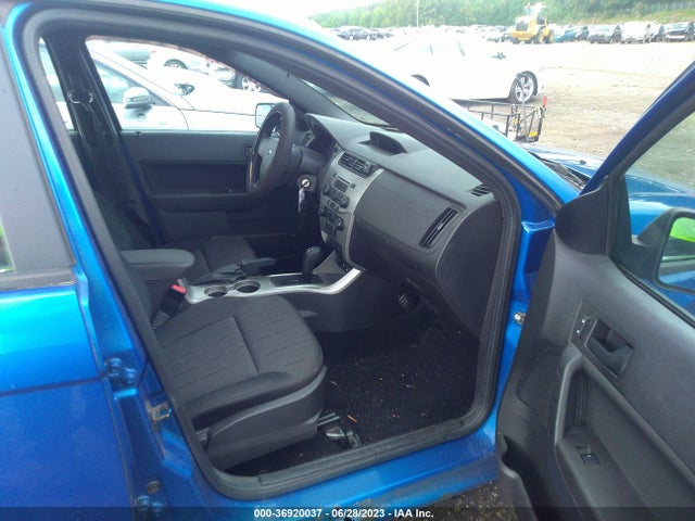 2011 FORD FOCUS SE VIN: 1FAHP3FN4BW186134
