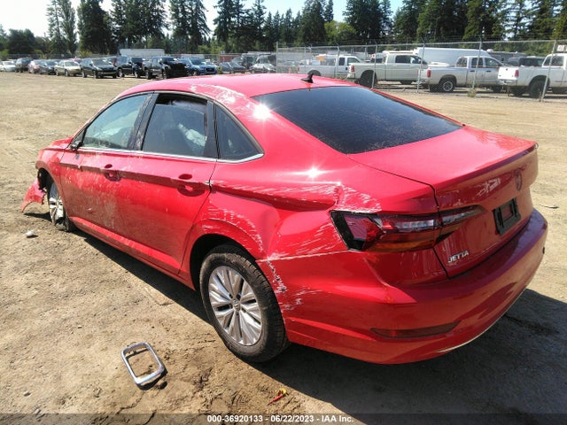 3VWN57BU2KM050217 Volkswagen JETTA S