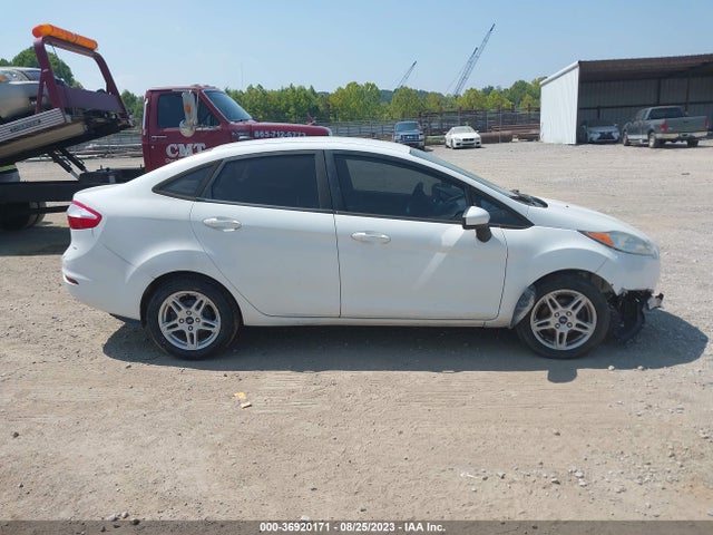 2019 FORD FIESTA SE VIN: 3FADP4BJ2KM126683