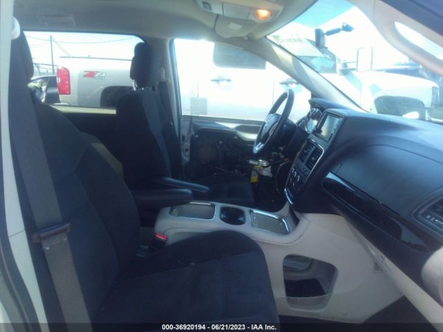2C4RDGCG6GR363013 Dodge Grand Caravan Sxt